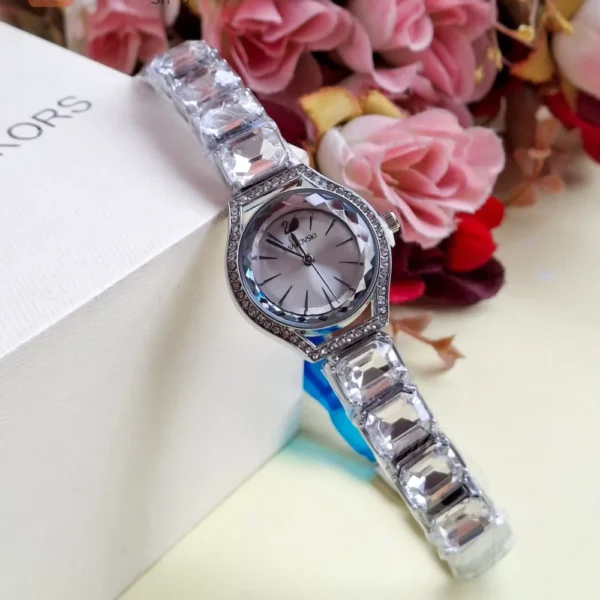 Ladies party stone watch-Silver color - Image 2
