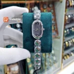 Sober-Luxury Ladies Women's Quartz Watch Oval Simple Design-silver black